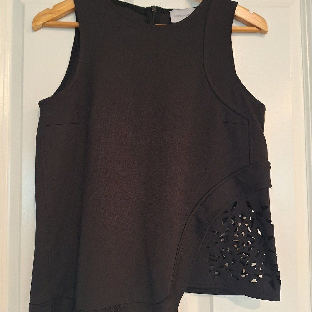 Arzu Kaprol Black Sleeveless Top Blouse size M